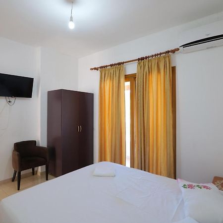 Arijons Apartments ซารานเดอ ภายนอก รูปภาพ